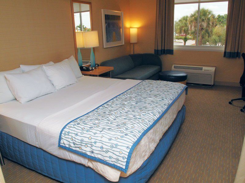 Hotel La Quinta By Wyndham Naples Downtown Extérieur photo