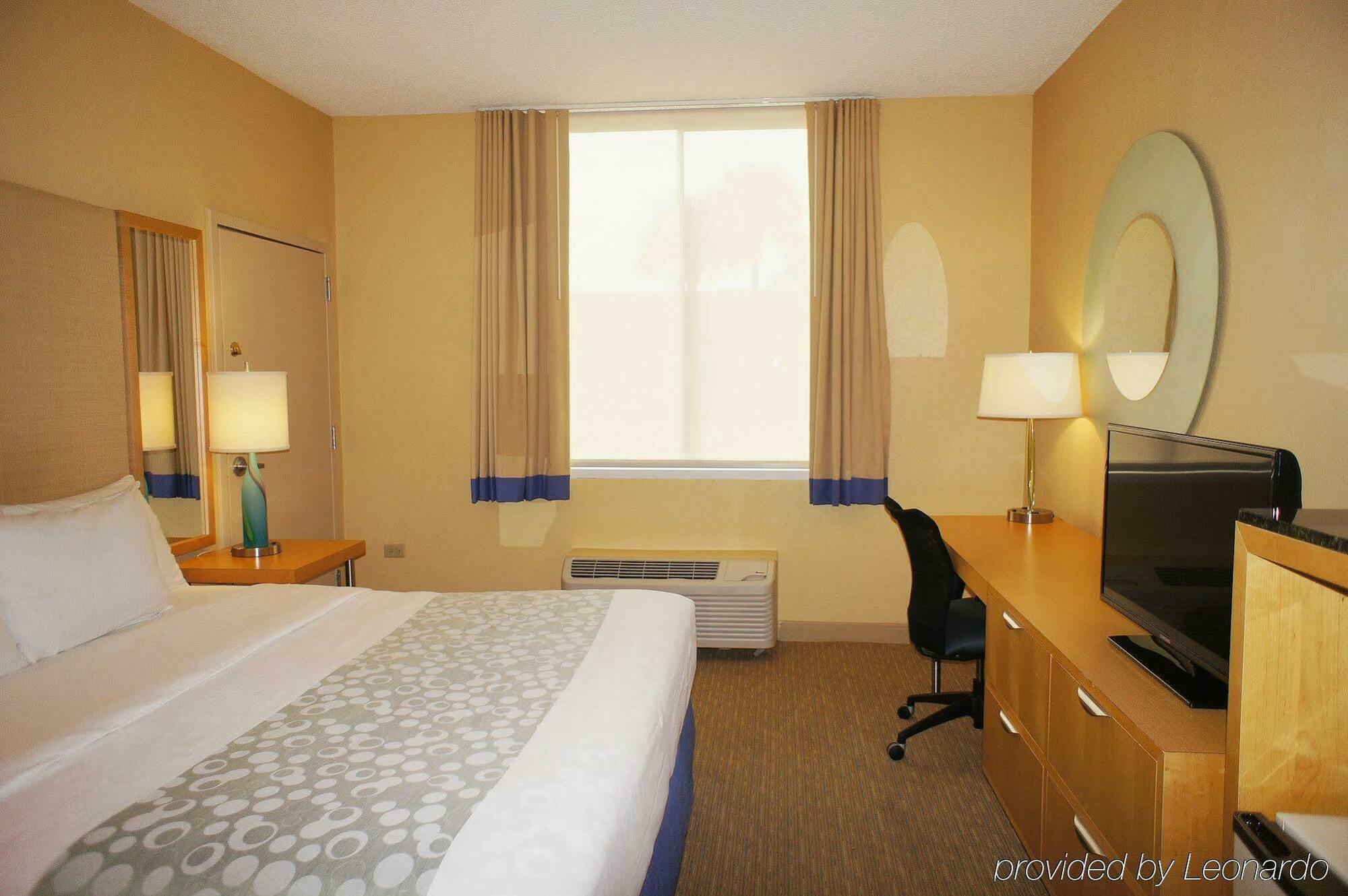 Hotel La Quinta By Wyndham Naples Downtown Extérieur photo